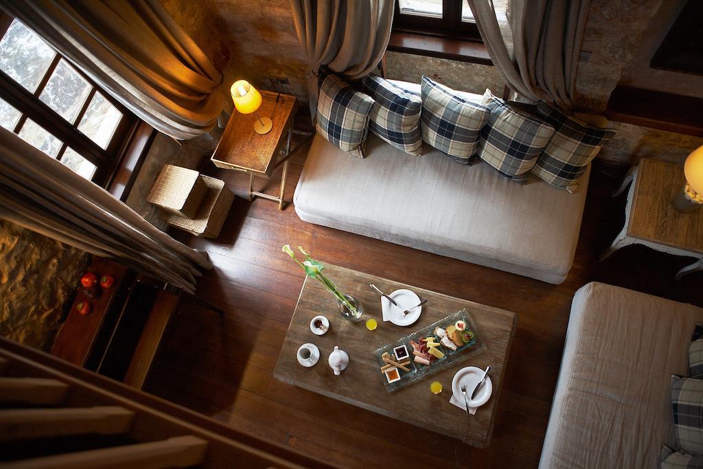 Kyrimai Hotel Йеролимин Екстериор снимка